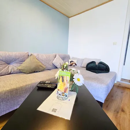 Апартаменты Gartenblick Dorfliebe Doernberg